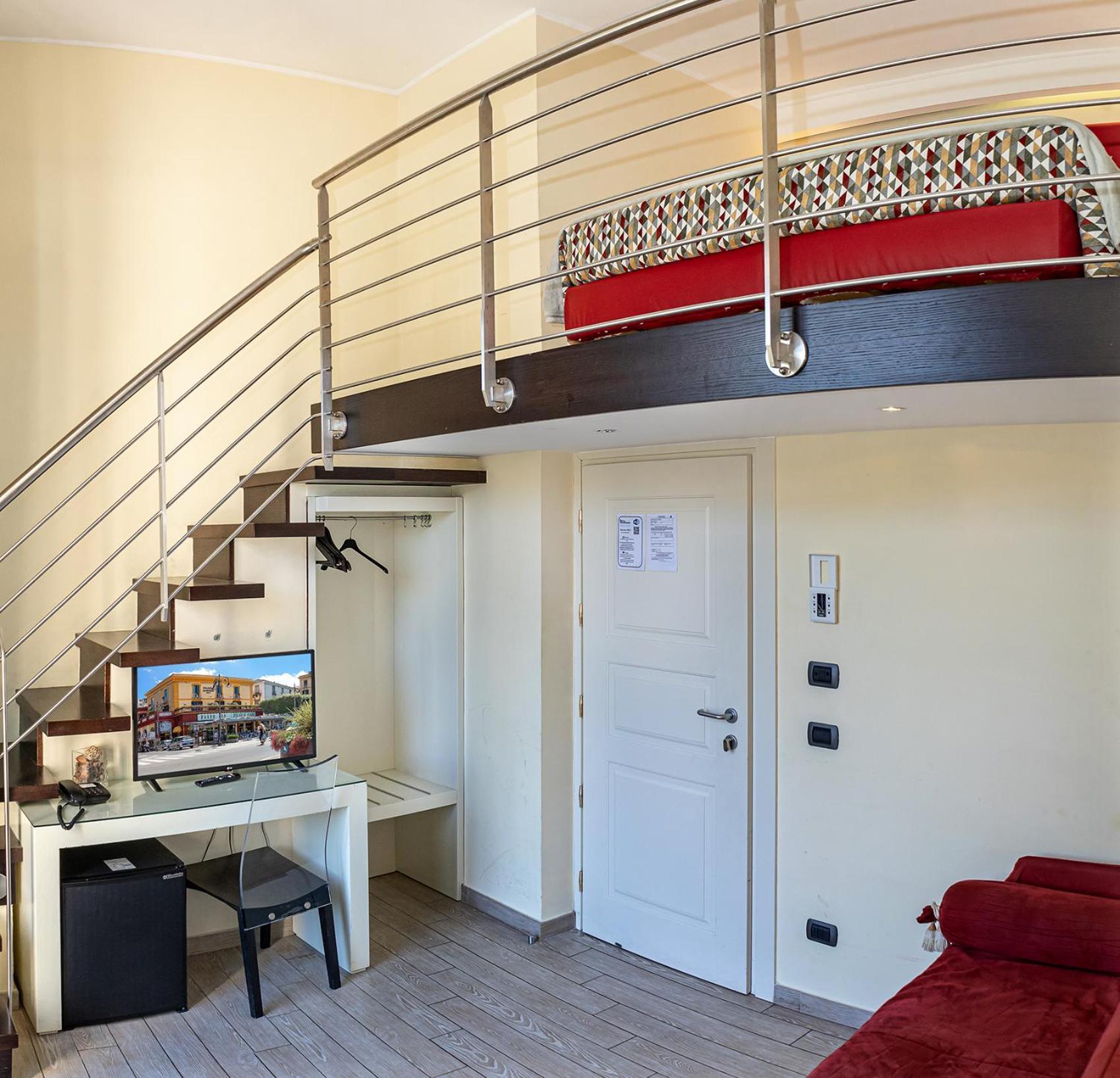 Blurooms Sorrento Exterior photo